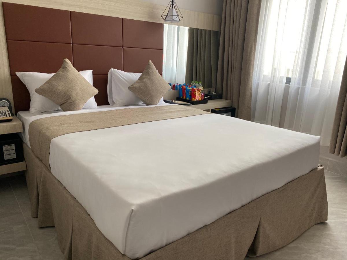 Holiday 2 Hotel Cần Thơ Extérieur photo